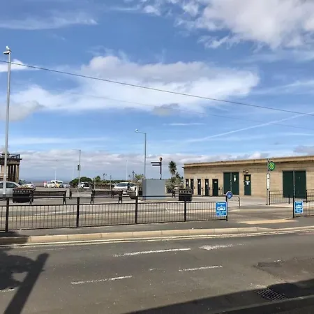 Fleetwood Beach Sea View House Fleetwood Lancashire Exterior photo