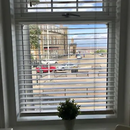 Fleetwood Beach Sea View House Fleetwood Lancashire Exterior photo